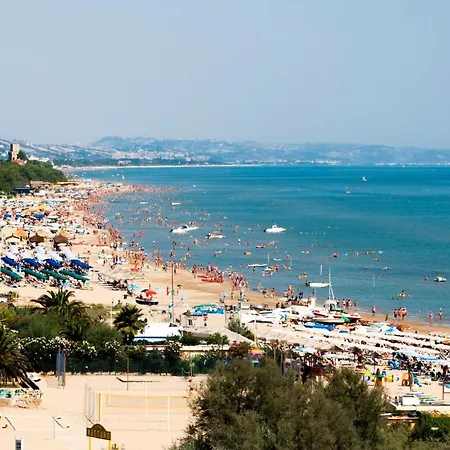 Apartmán Perla Silvi Vacanza *