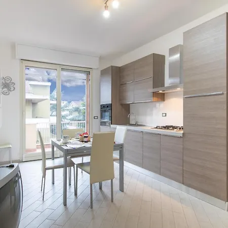 Perla Silvi Vacanza Apartmán *