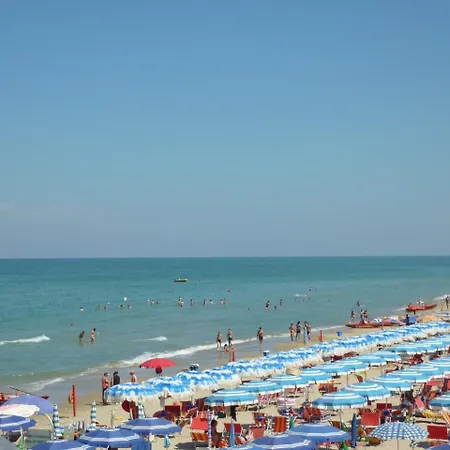 Perla Silvi Vacanza Apartmán *